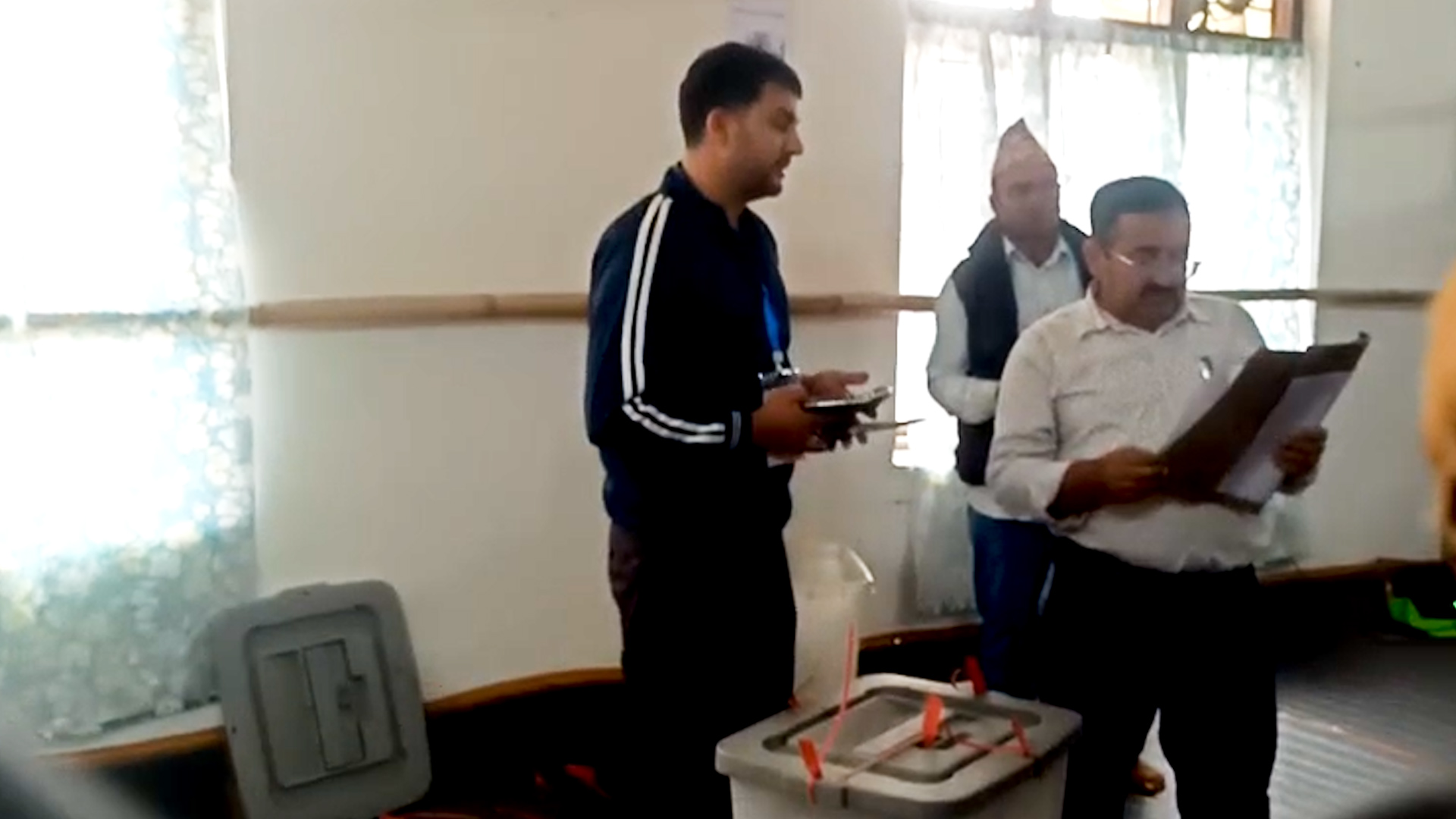 सुनसरी क्षेत्र नं. १ को मतगणना शुरु