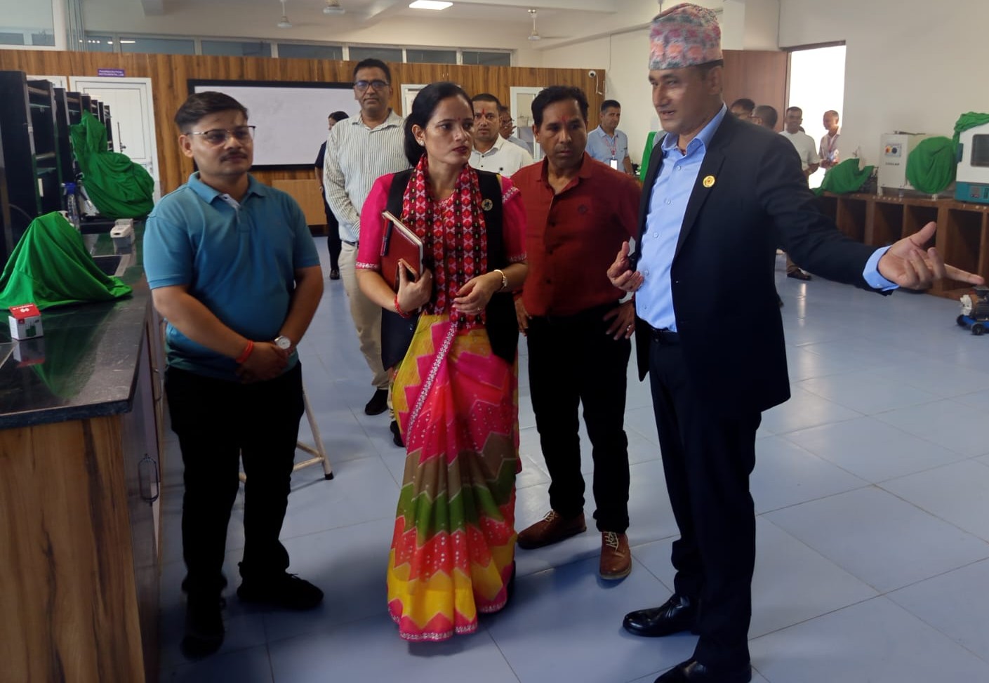 मनमोहन प्राविधिक विश्वविद्यालय कोशीको शैक्षिक क्रान्ति ः मन्त्री तिम्सिना